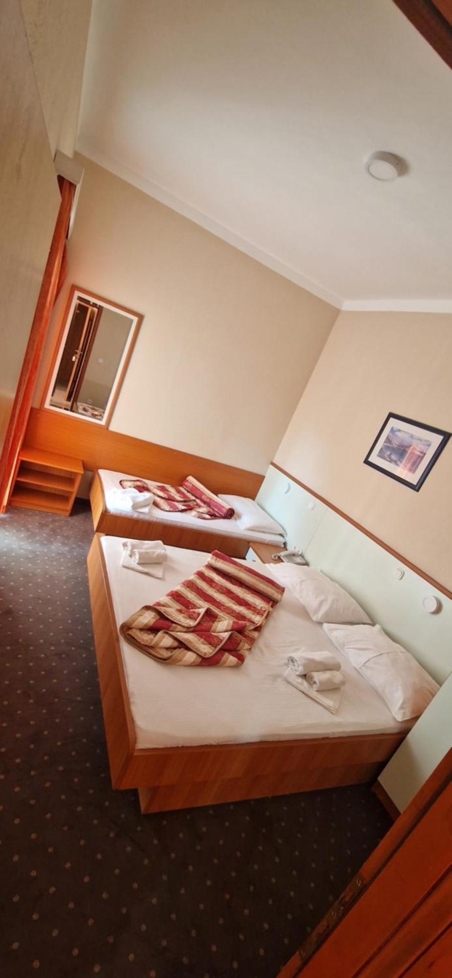 נאום Hotel Luna חדר תמונה
