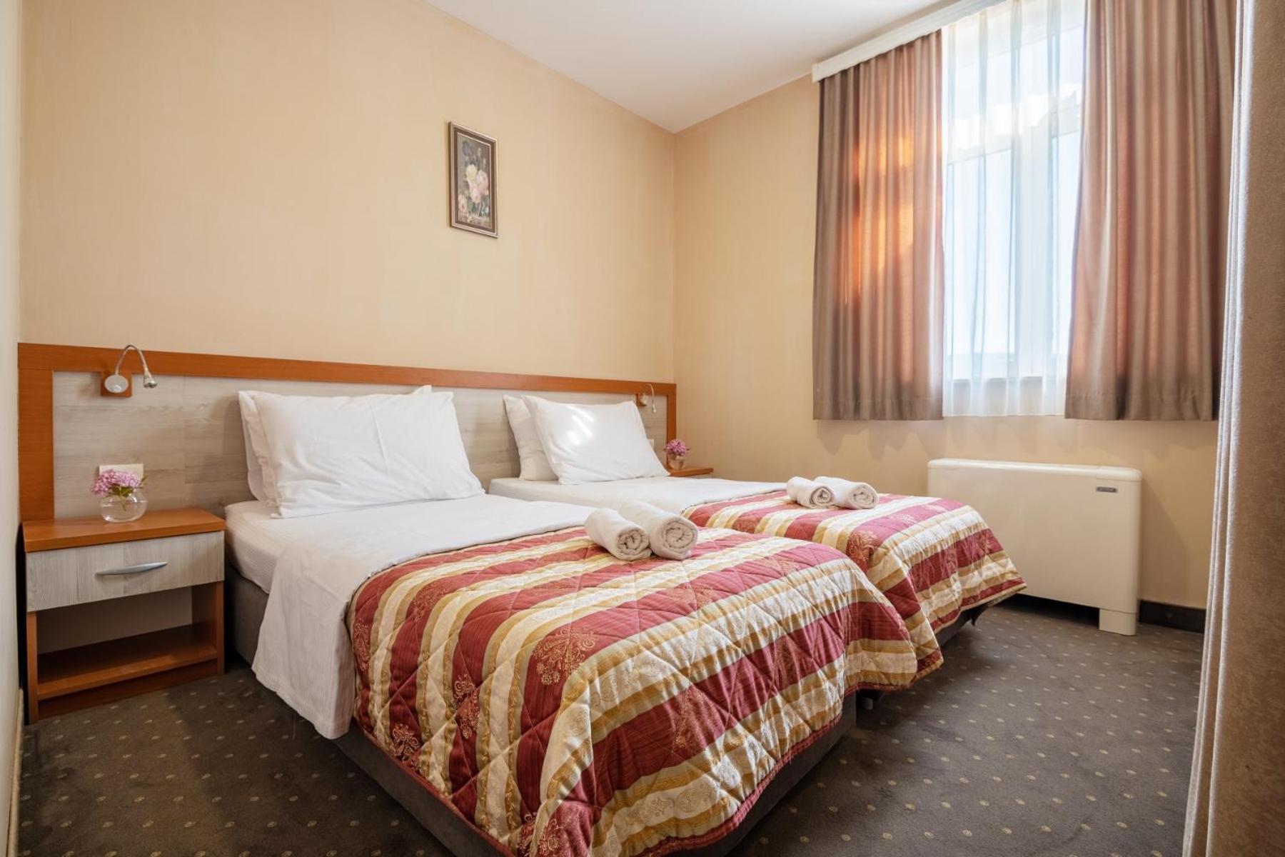 נאום Hotel Luna חדר תמונה